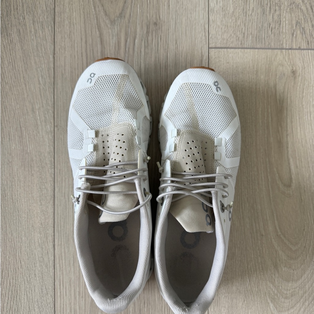 On Running Women’s White Athletic Shoes